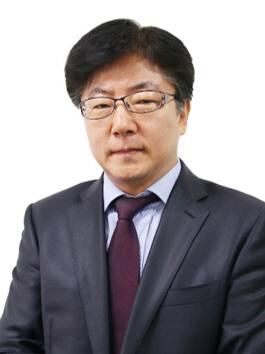 홍윤식명예교수