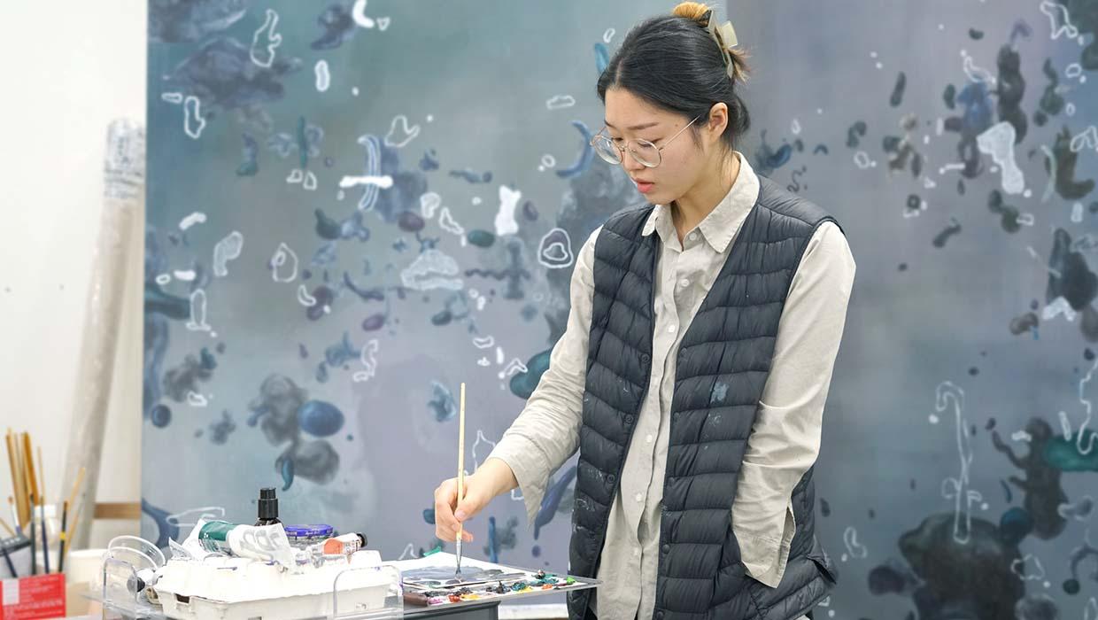 Kim Min-jung, a student at Incheon National University's general graduate school of art (Cha Ki-yul, an advisor), selected and interviewed for the training arts support project of the Training Culture Foundation 대표이미지